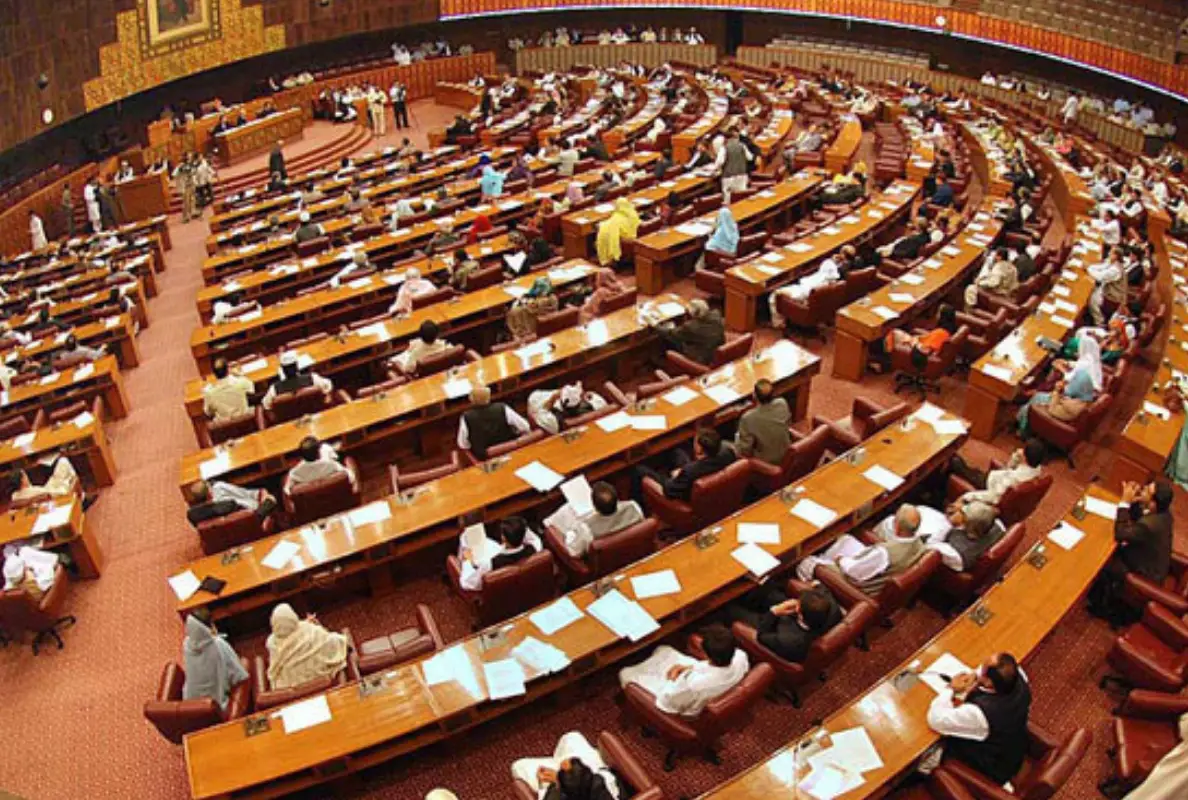 Govt to Brief Parliament on Pakistan-Saudia Arabia Defense Pact on Sep 29