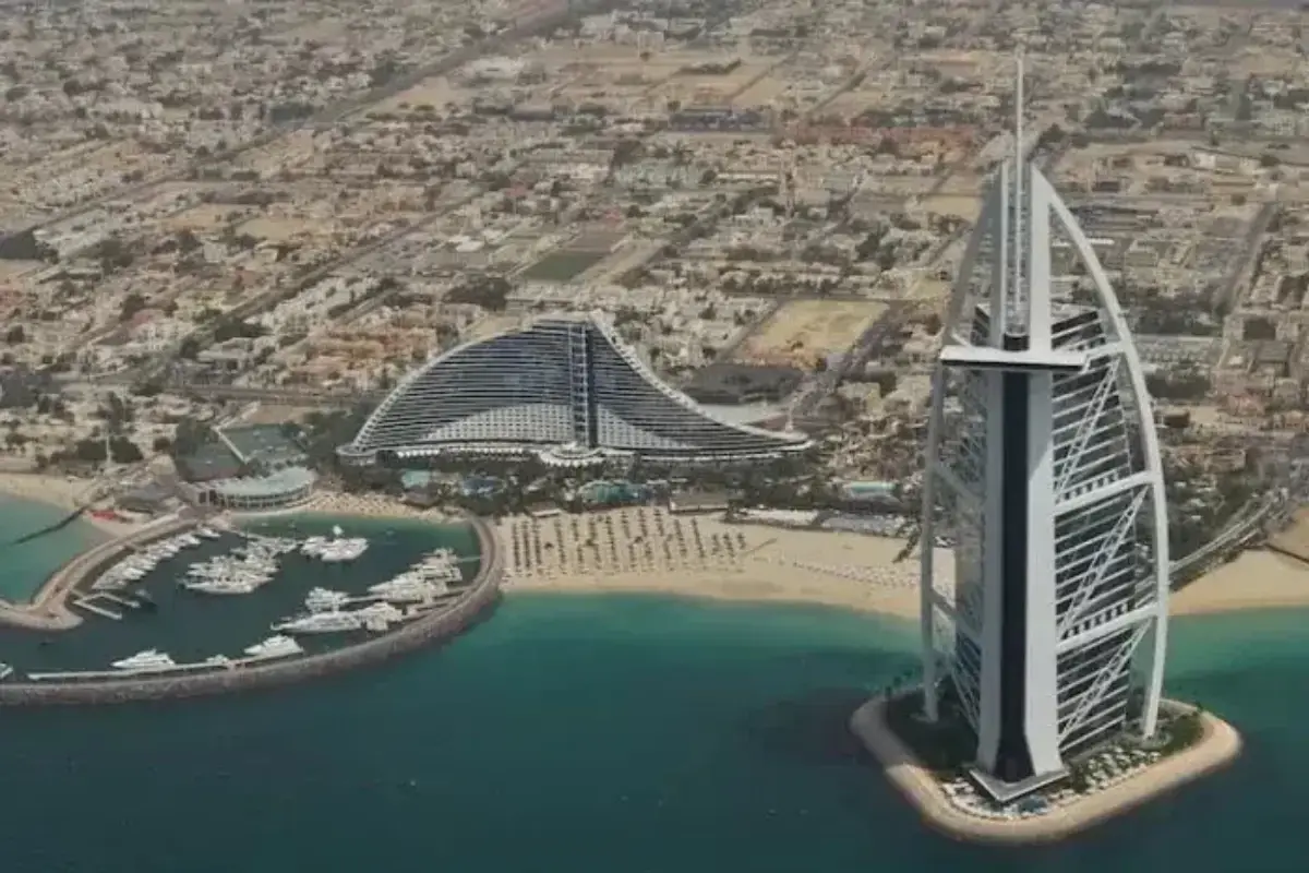 How to Find Jobs in Dubai for Pakistanis? Full 2025 Guide