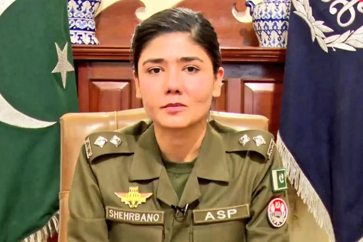 ASP Shehrbano Becomes First Pakistani Female Officer to be Selected for Asia 21 Next Generation Fellowship