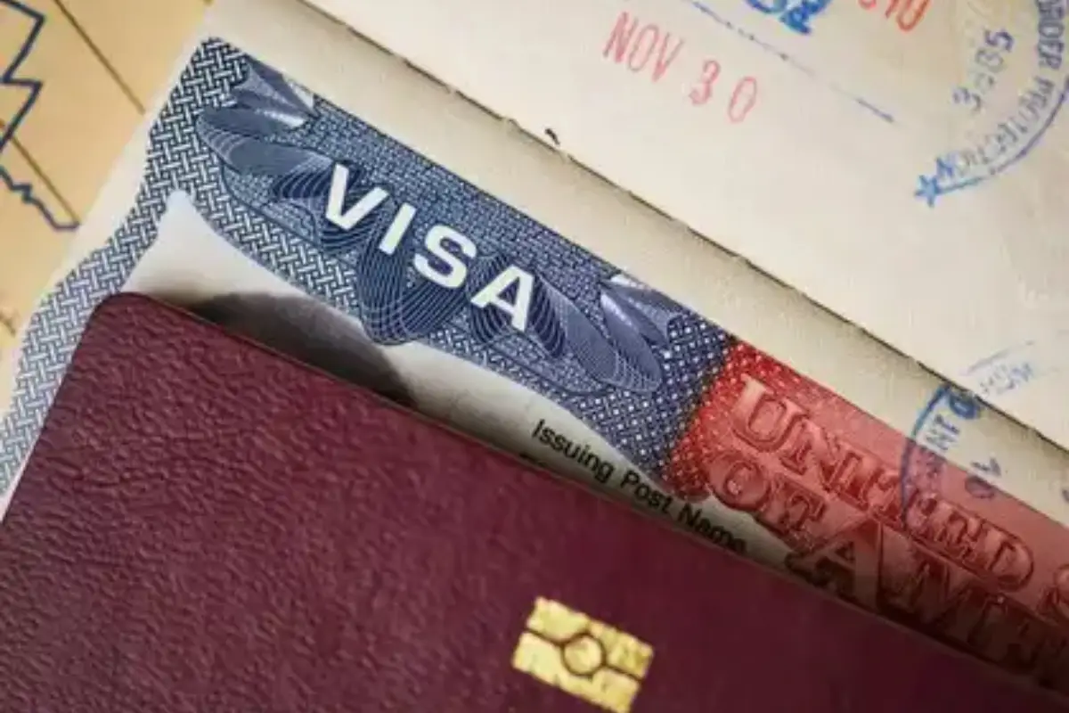 Bad News for UK Student Visa Holders, Cracks Down Began