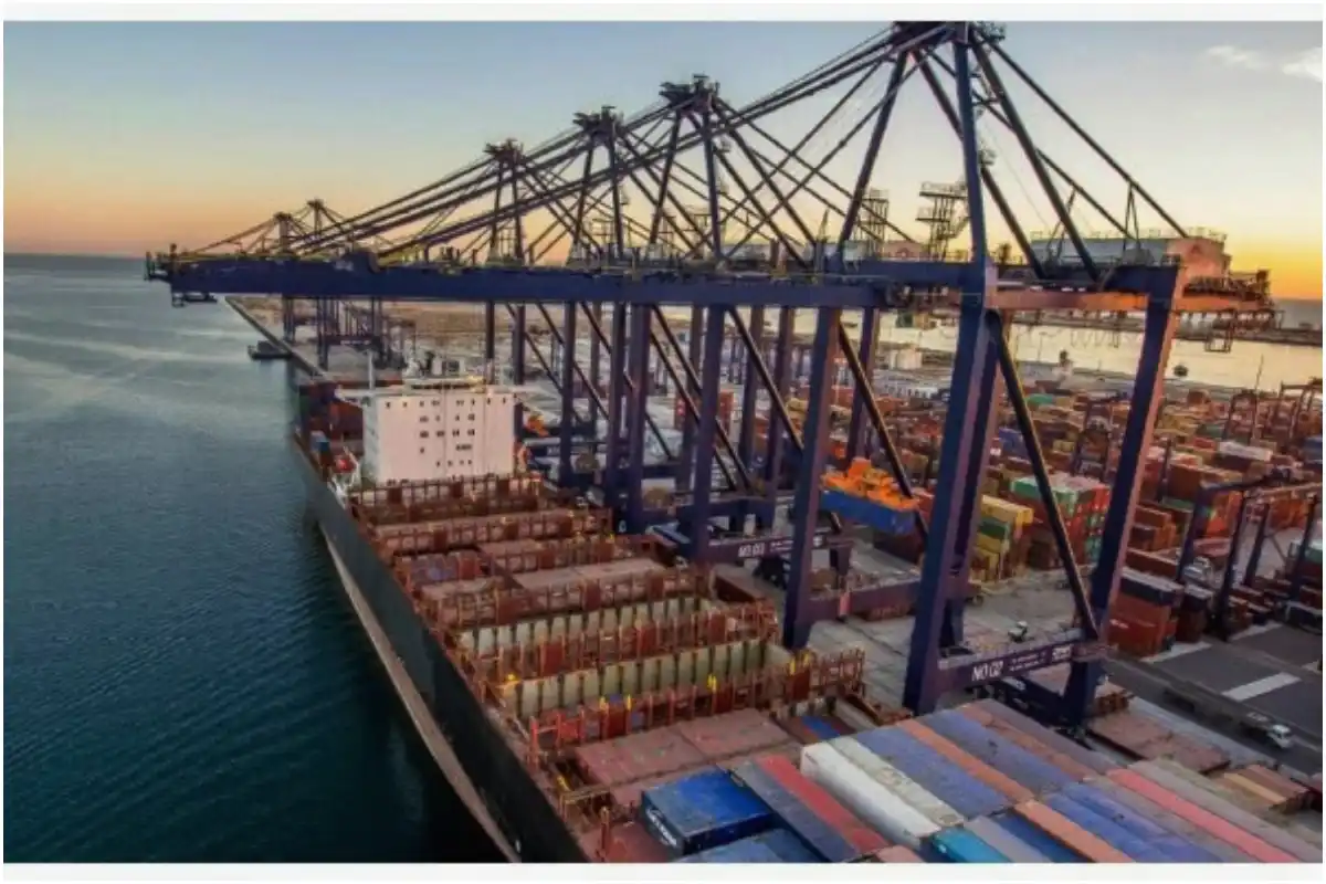 Karachi Port Soars 344 Spots to 61st in Global Rankings, Attracts US Trade Interest