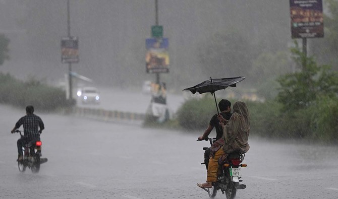 Strong Winds and Rain Expected Across Pakistan Today, PMD Issues Weather Advisory