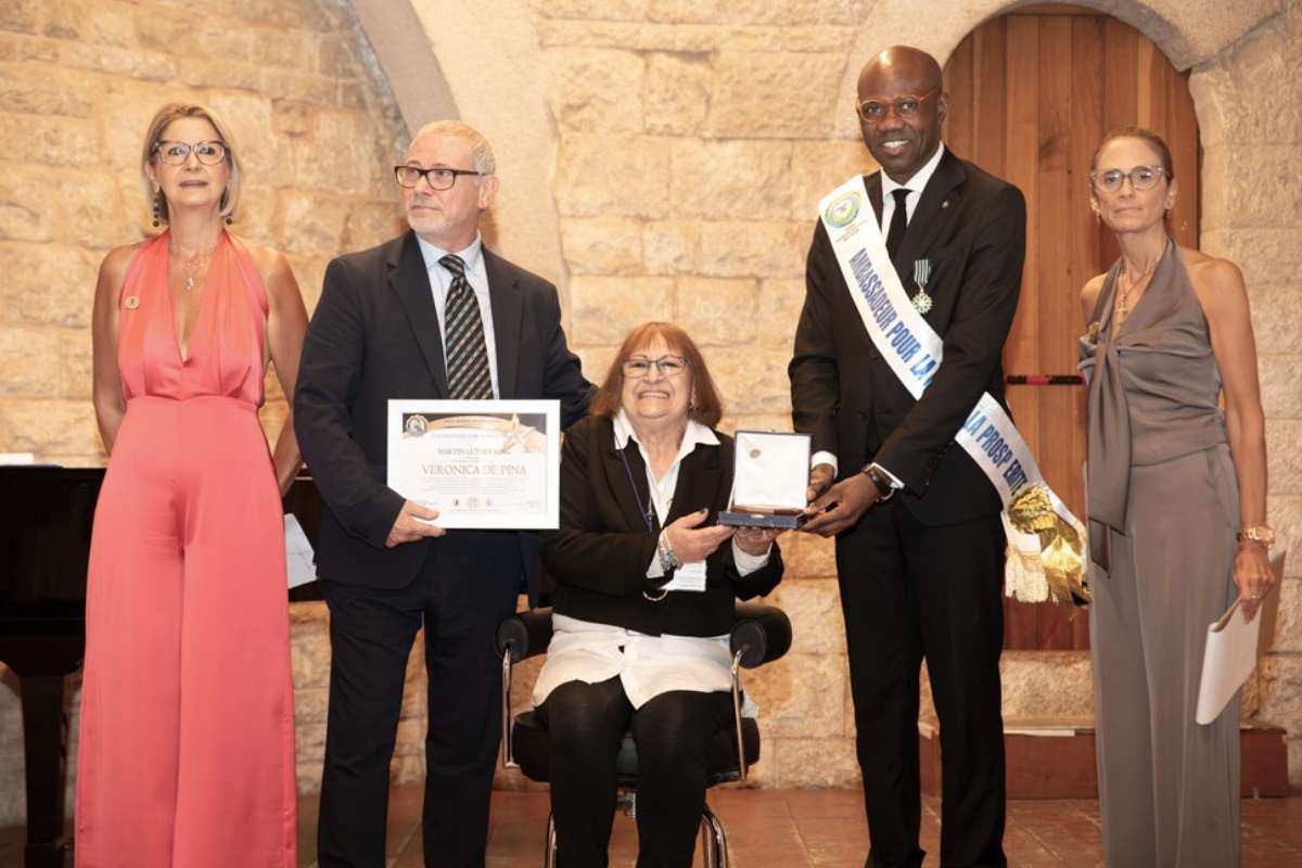 Global Peace Let’s Talk’s Dr. Nikki de Pina Receives Award for Outstanding Leadership in Peace Advocacy