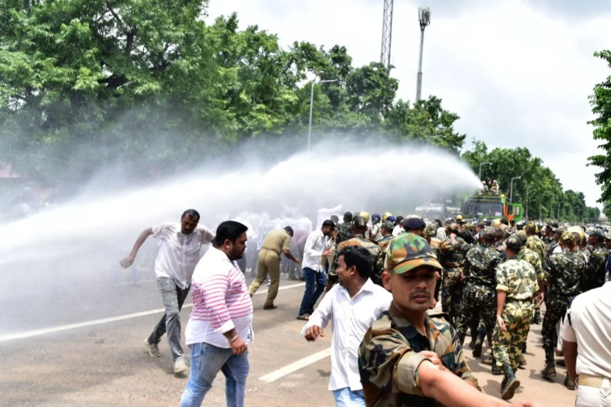 India Faces Riots Over Modi’s Extremist Policies