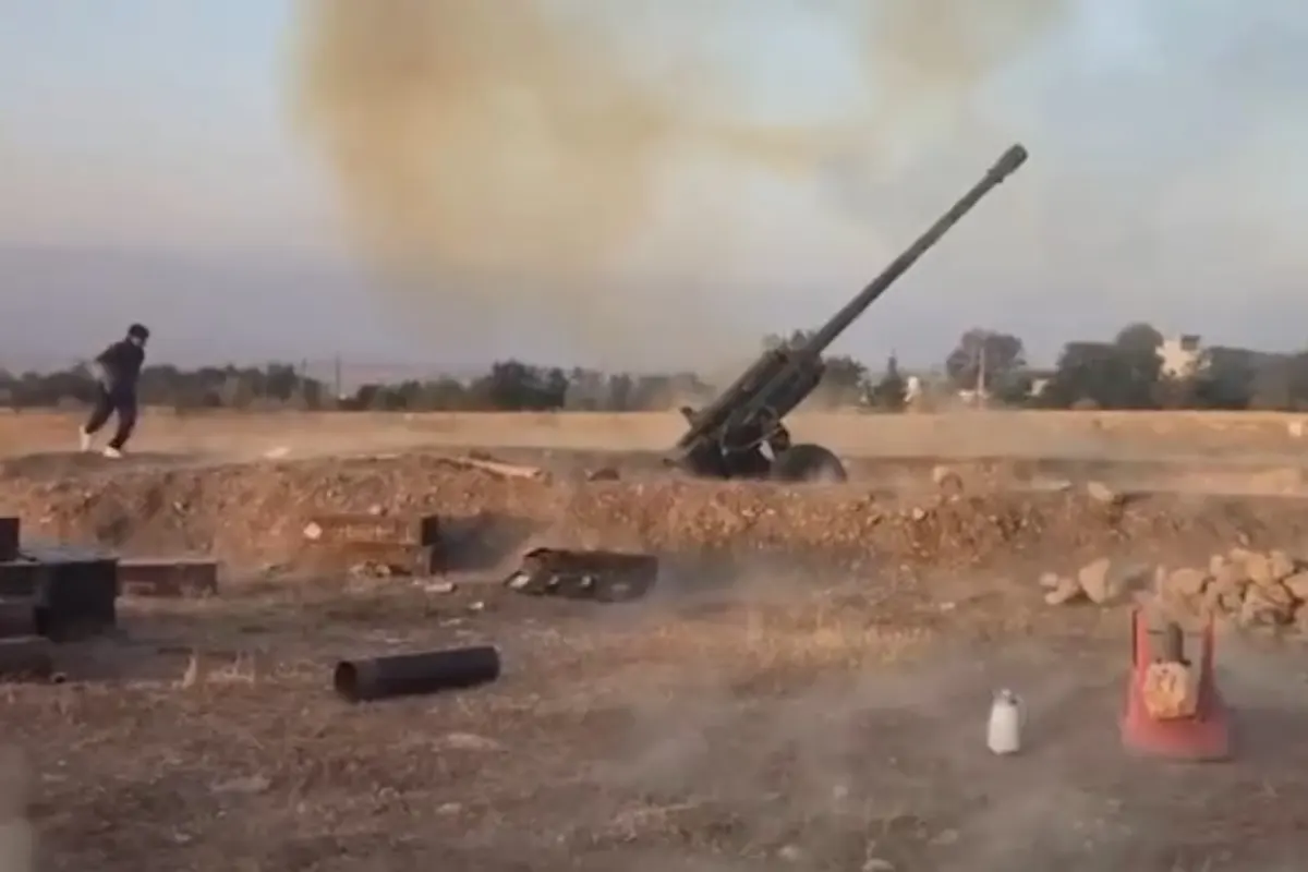 Video Shows Pakistan Army Artillery Strongly Striking Afghan Taliban Posts