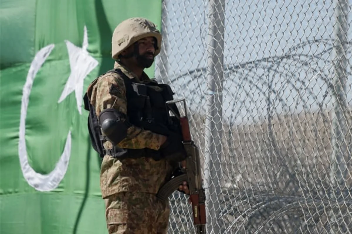 Pakistan Army Repels Afghan Taliban Attacks in Spin Boldak, Kurram