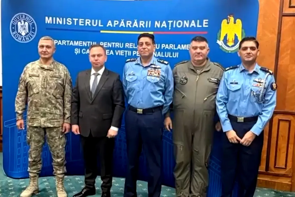 PAF Chief strengthens defence ties with Romania