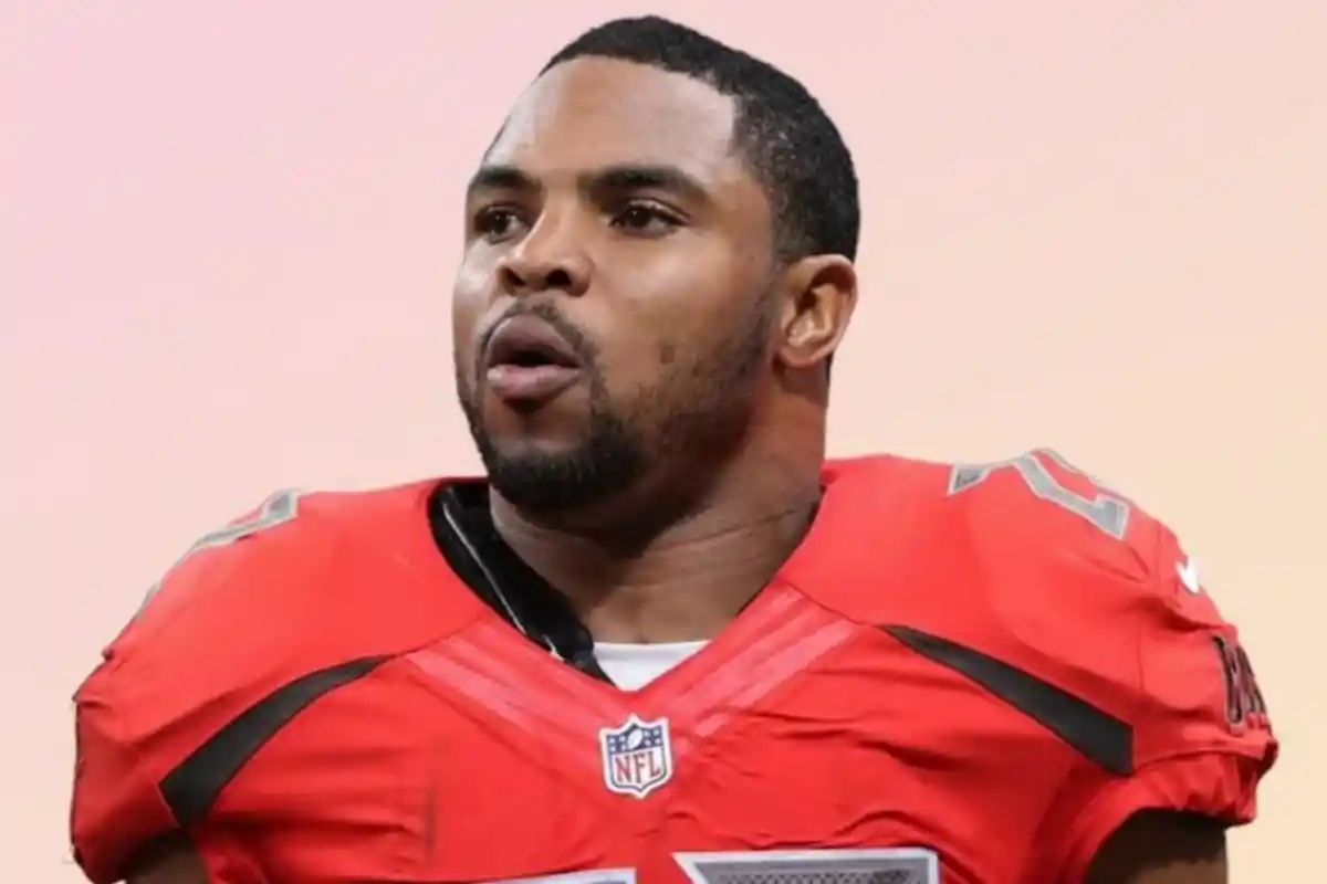 Who is Doug Martin’s Wife? All About Late NFL Star Who Passed Away At 36