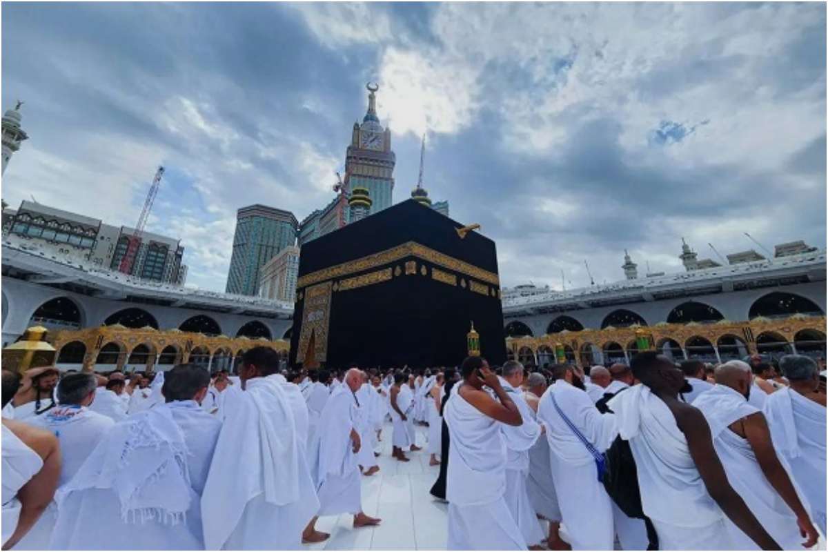 Saudi Arabia Allows All Visa Holders to Perform Umrah