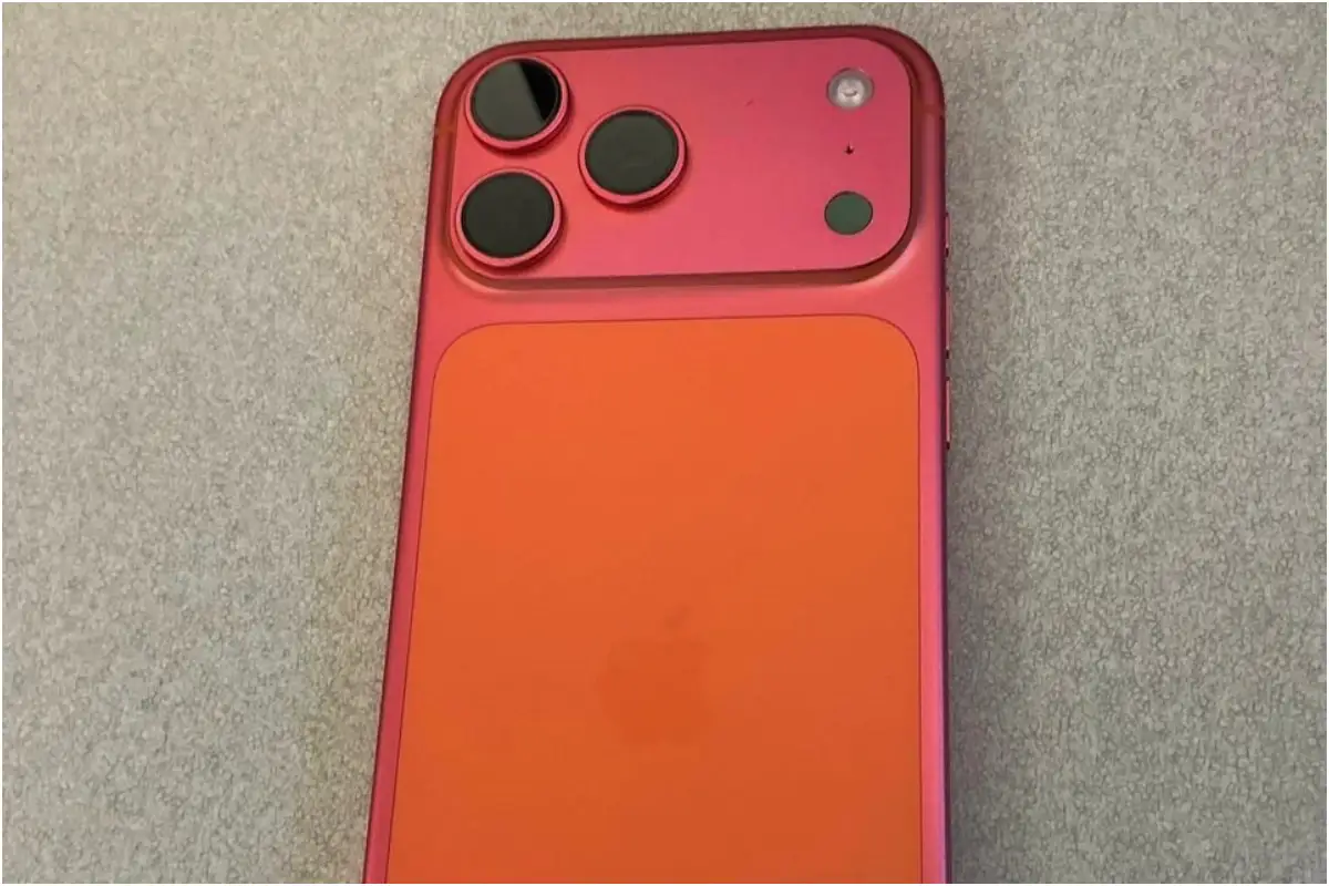 Here’s real reason why your iPhone 17 pro is turning pink
