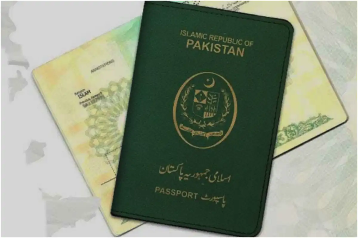 No Changes Made to Pakistani Passport Cover Design: Authorities Clarify