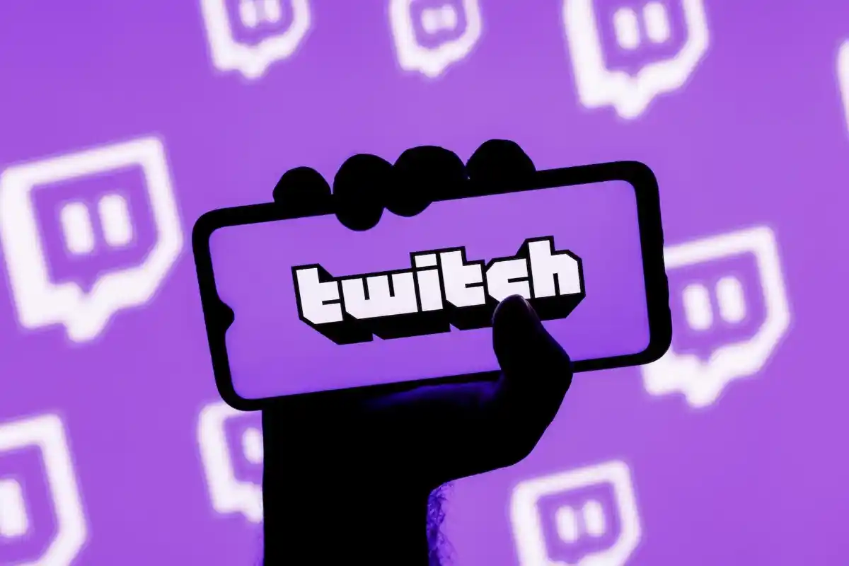 Why Are Disguised Toast and Nina Lin Trending Again? Viral Massage Clip Resurfaces Amid Twitch Controversy