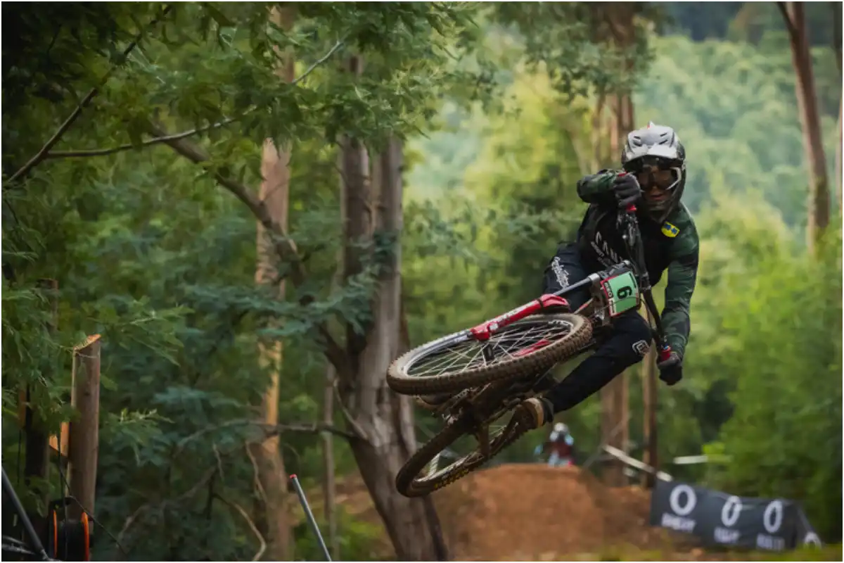 What happened to Adolf Silva? Spanish Freestyle Mountain Biker Injured in Bike Accident