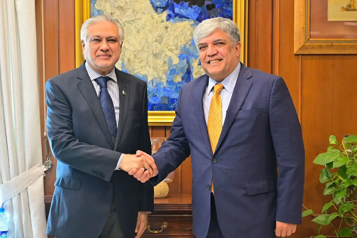 Ishaq Dar Praises Shafqat Ali Khan’s Service, Emphasizes Strengthening Pak-UAE Relations