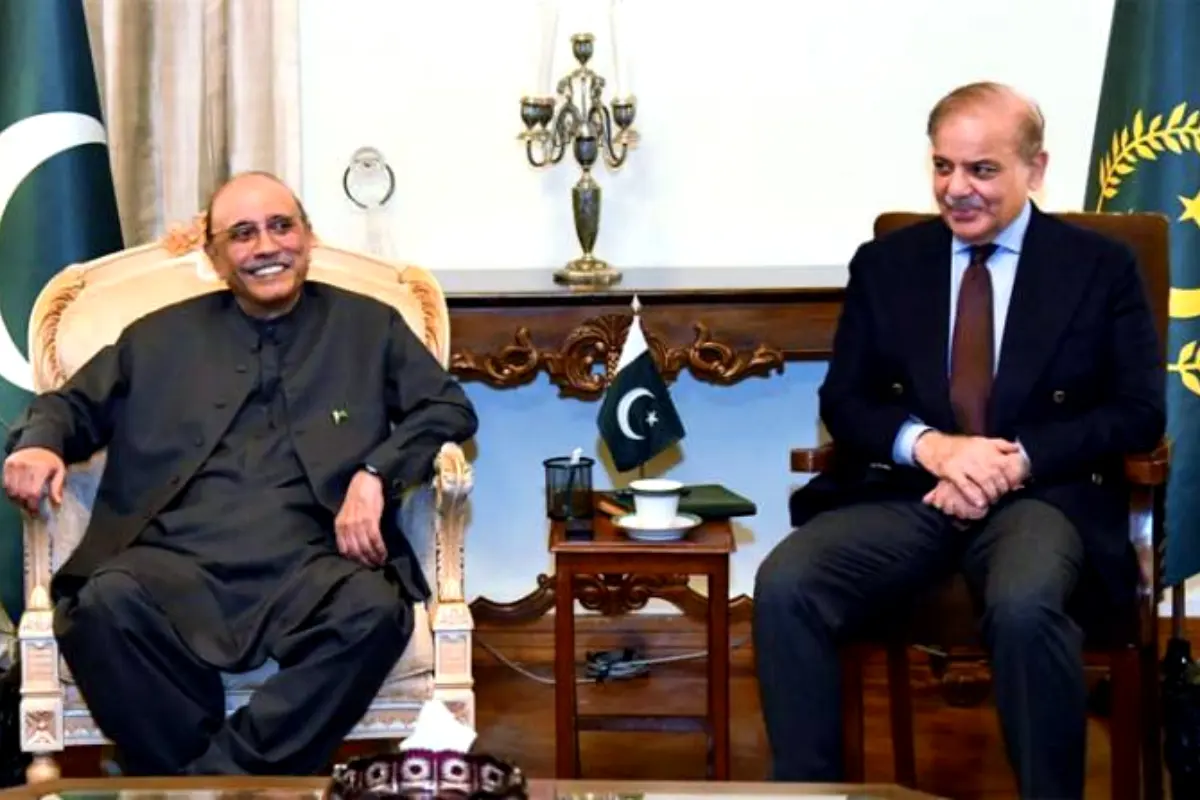 Prime Minister Shahbaz Sharif Calls on President Asif Ali Zardai at Aiwan-e-Sadr