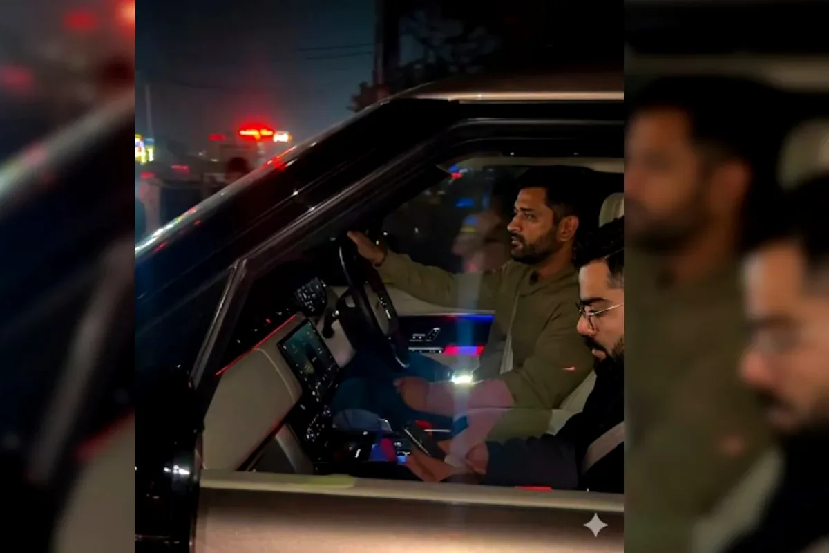 Dhoni Drives Kohli Back After Dinner in Ranchi – Video Goes Viral