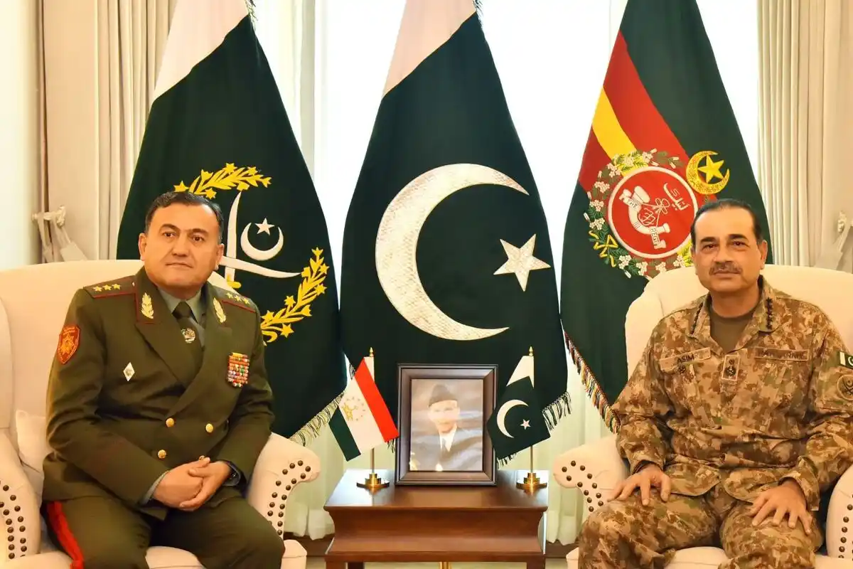 Field Marshal Asim Munir Meets Tajik Defence Minister to Strengthen Security Ties