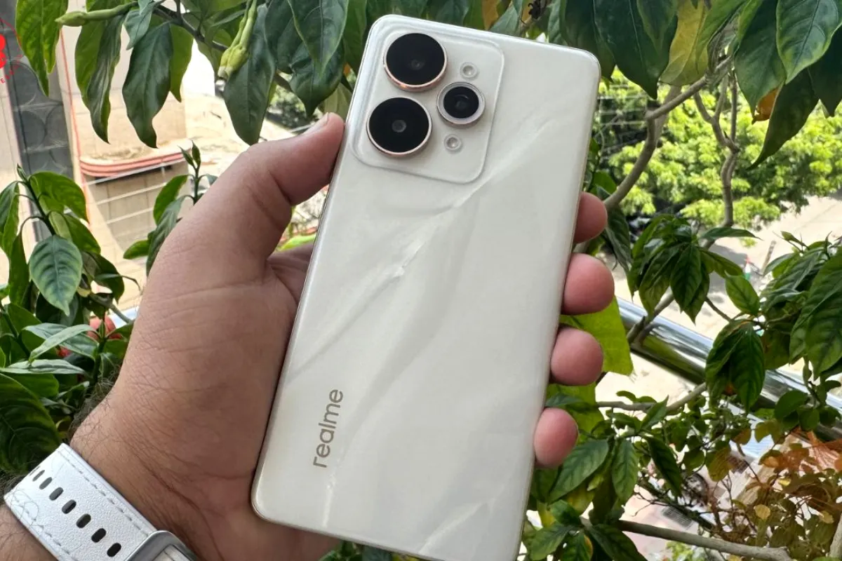 Realme 16 Pro expected specs, colours, and price revealed