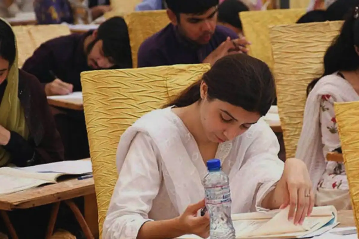 Karachi Students Secure Top Positions in MDCAT 2025
