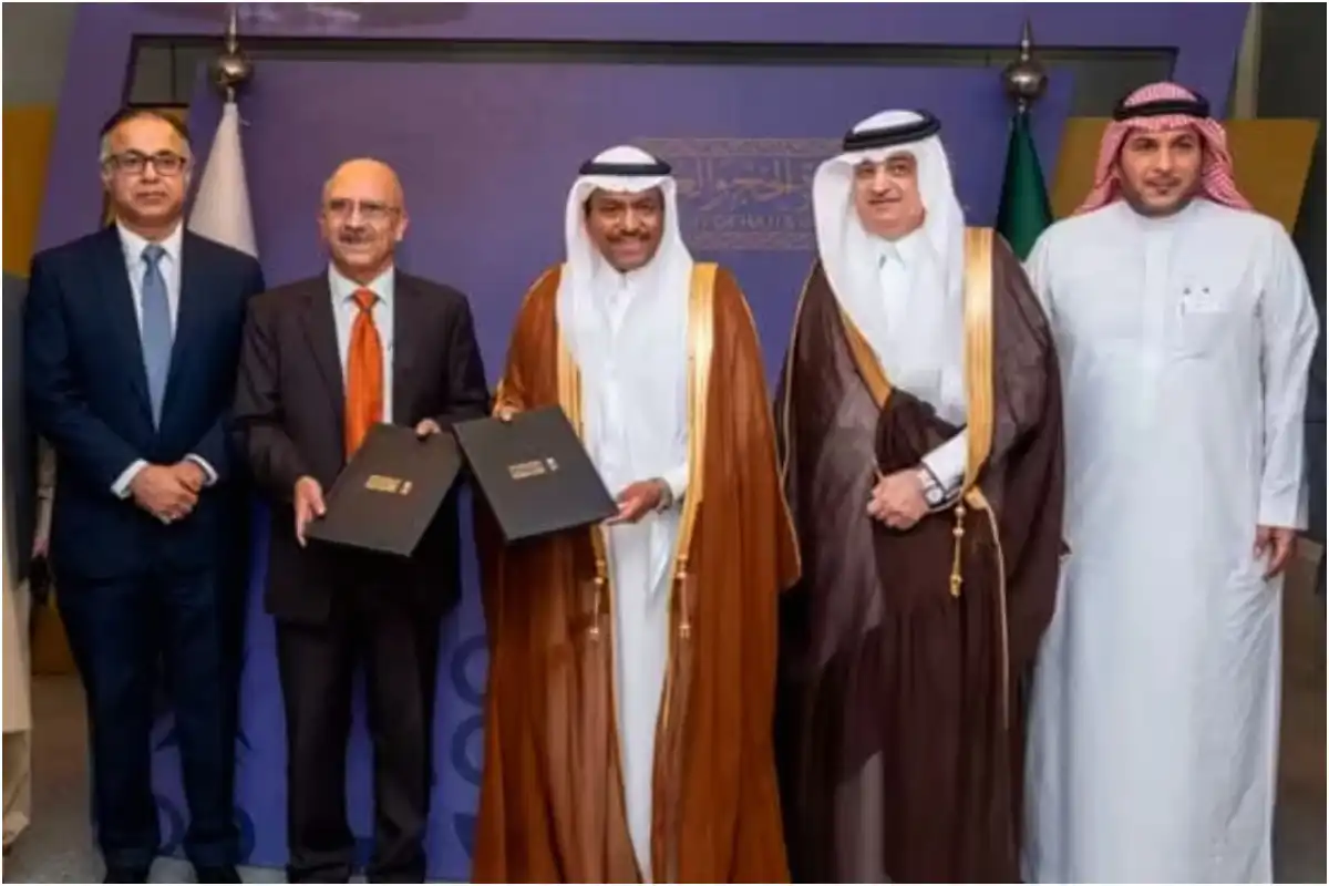 Pakistan, Saudi Arabia Sign Agreement for Hajj 2026 Arrangements