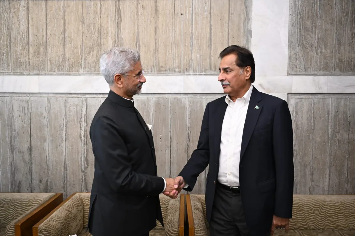 Speaker Ayaz Sadiq, Indian FM Jaishankar Hold Surprise Meeting in Dhaka After Conflict