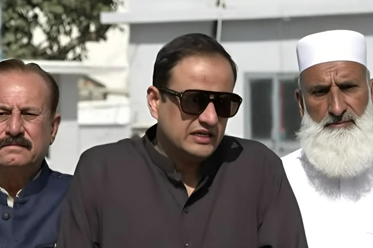 Murtaza Wahab Condoles Family, Vows Action Over Open Drain Incident