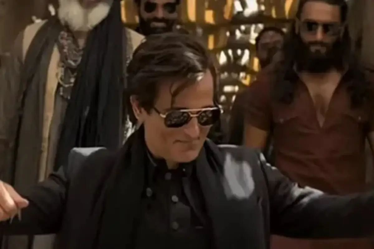 Akshaye Khanna’s ‘Dhurandhar’ Dance Scene Goes Viral — Watch