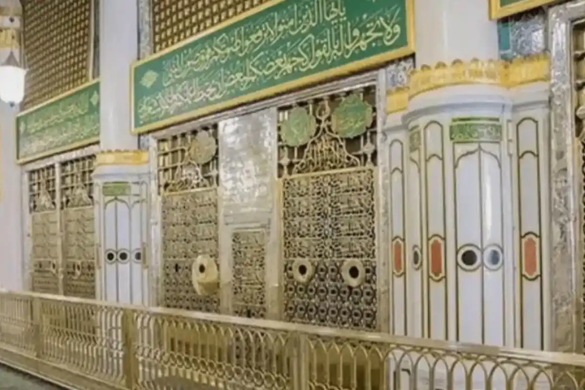 Saudi Arabia Updates Visiting Schedule for Roza-e-Rasool (PBUH) and Riazul Jannah