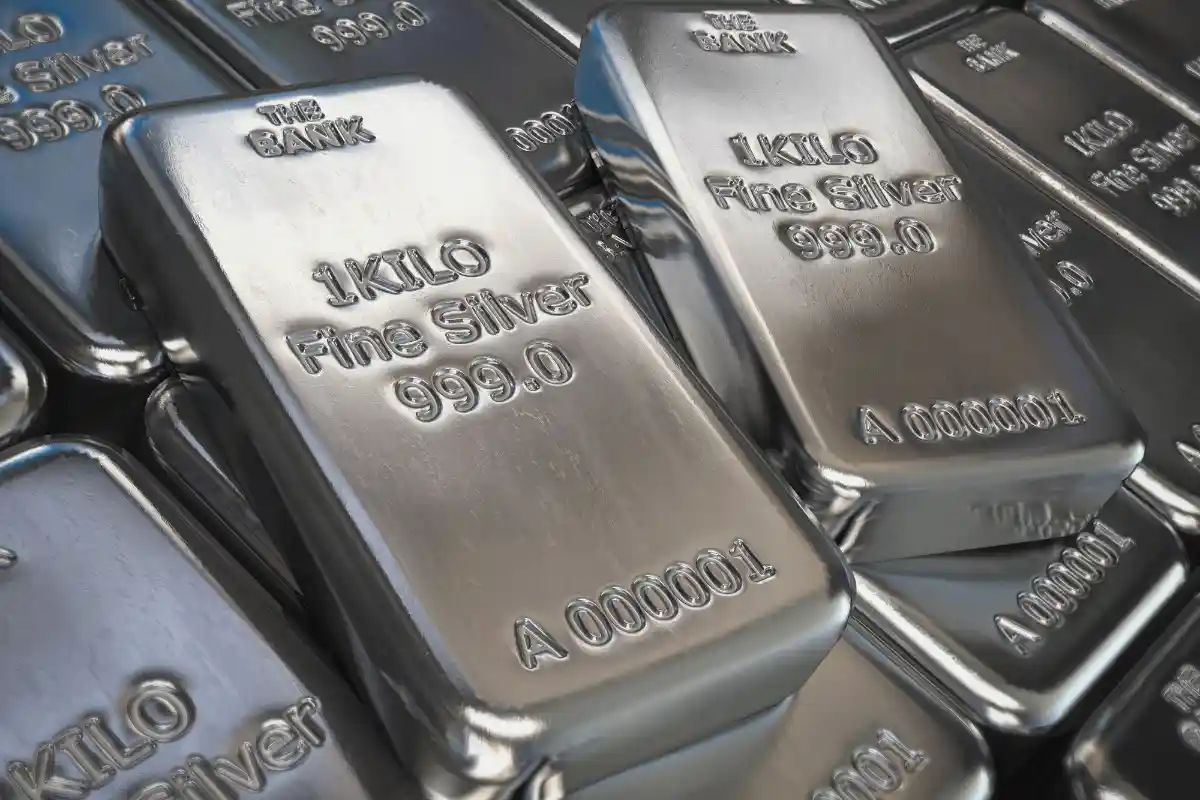 Silver 2026 Outlook: Key Trends and Market Expectations
