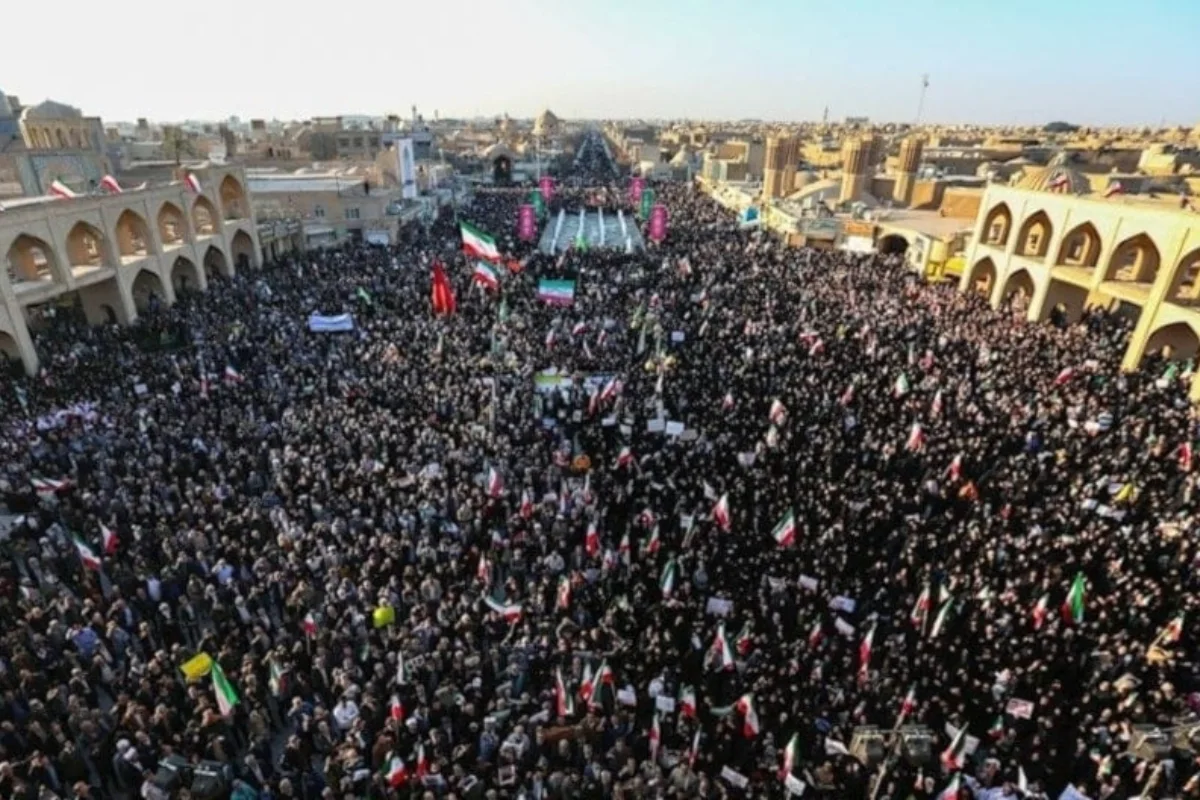 Millions Rally Across Iran in Support of State, Reject Unrest