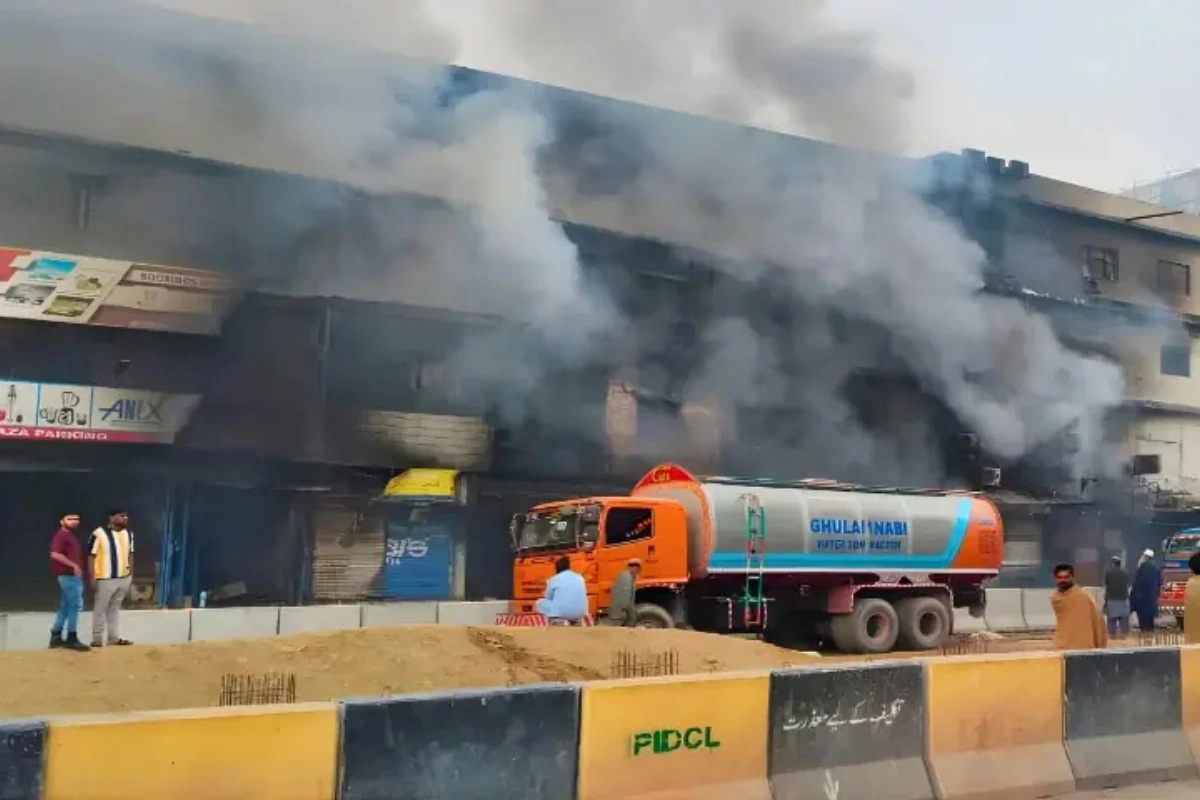 Gul Plaza Fire: Karachi police share new traffic routes – check here