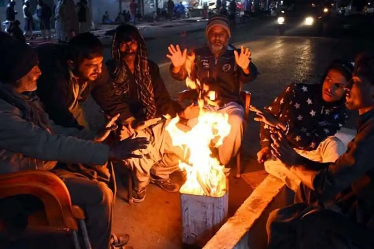Karachi Faces Coldest Night of Winter as Temperature Drops to 7.1°C