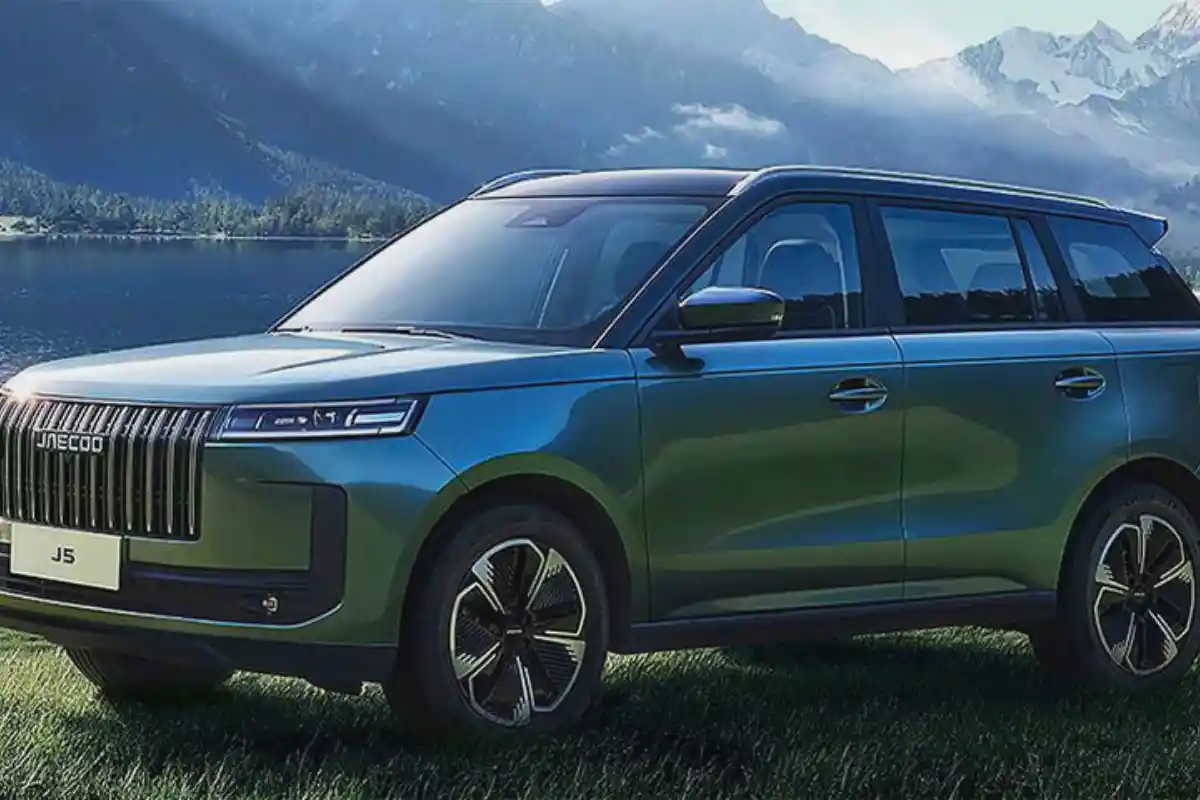 JAC Launches Pakistan’s Most Affordable Hybrid SUV, JAC J5