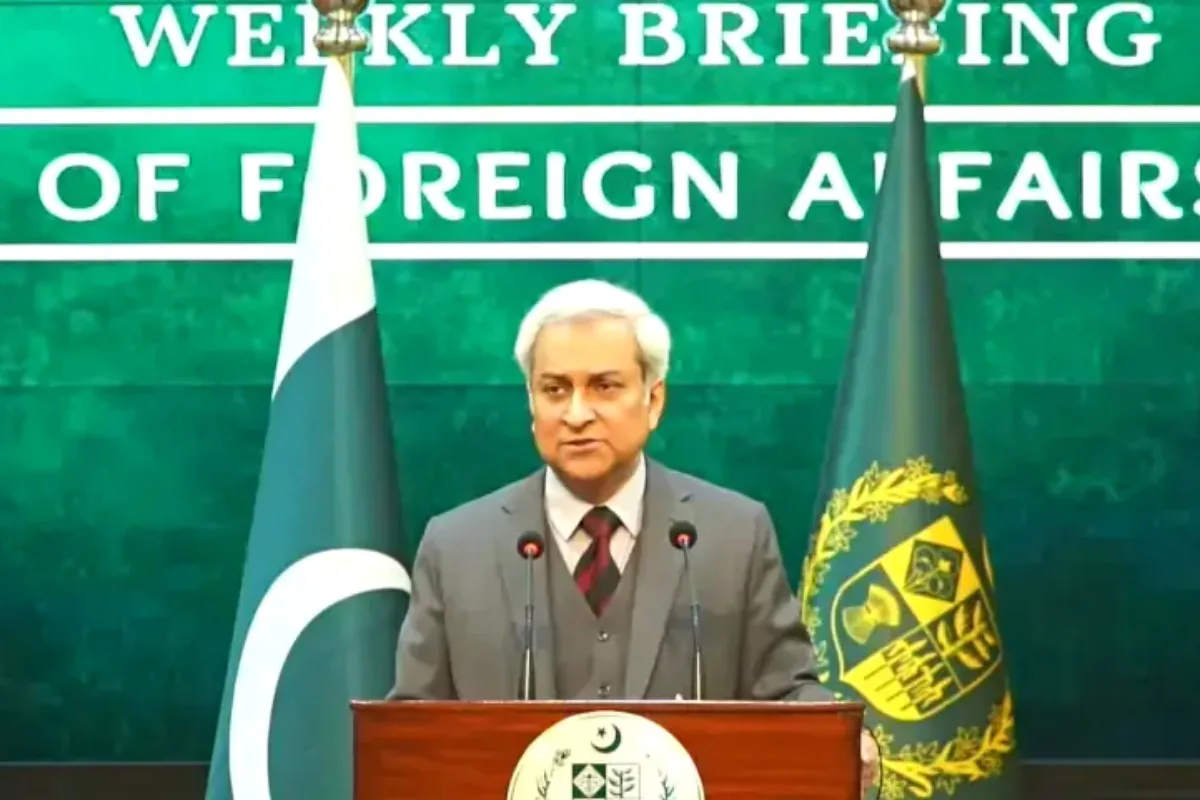 Pakistan invited to participate in Iran-US talks: FO