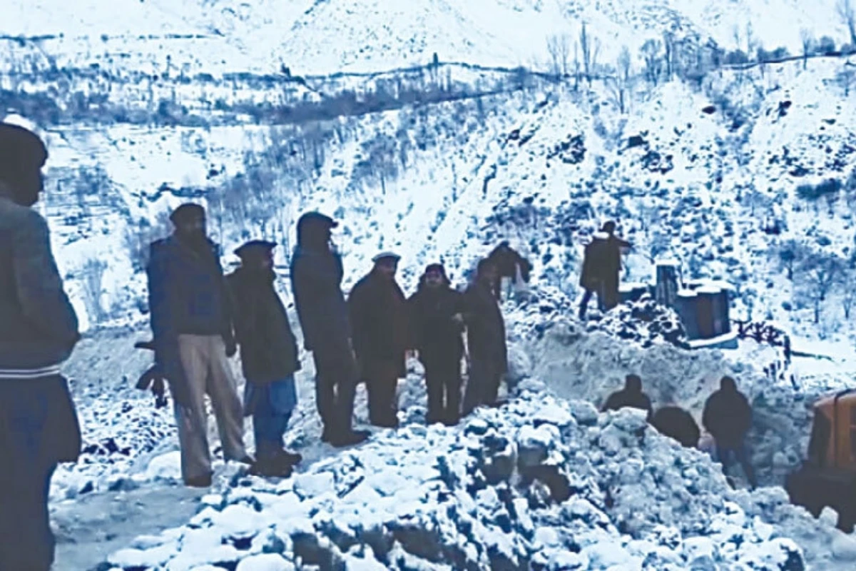 Shigar’s Snow-Covered Road Turns Into Death Ravine for Three