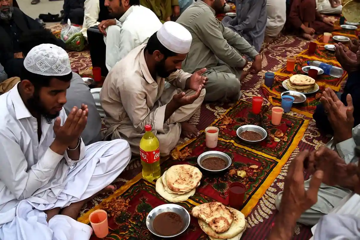 Lahore Ramadan Calendar 2026 – Check Sehri and Iftar Timings