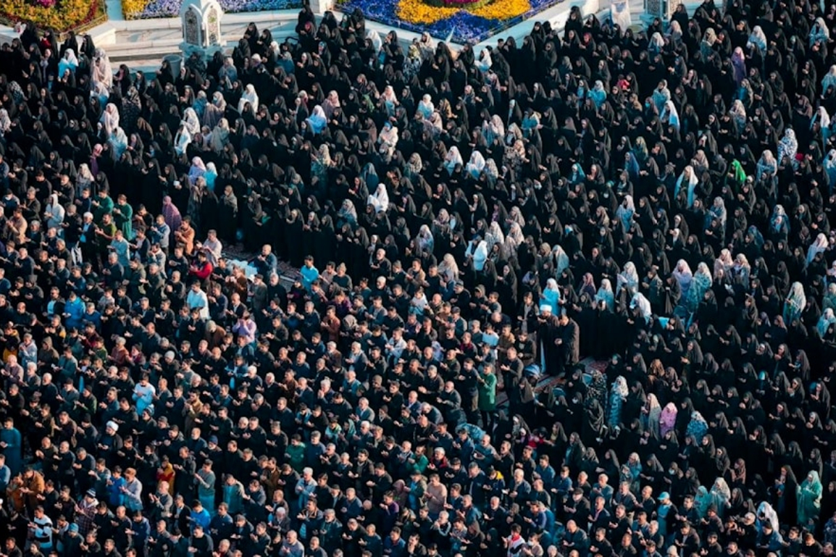 Iranians Mark Eid with Prayers Despite Ongoing Conflict