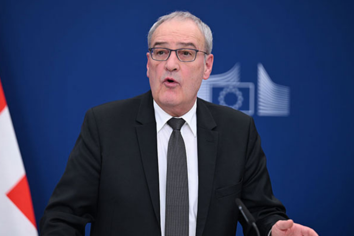 Switzerland Stays Neutral in Iran War, Halts Arms Exports