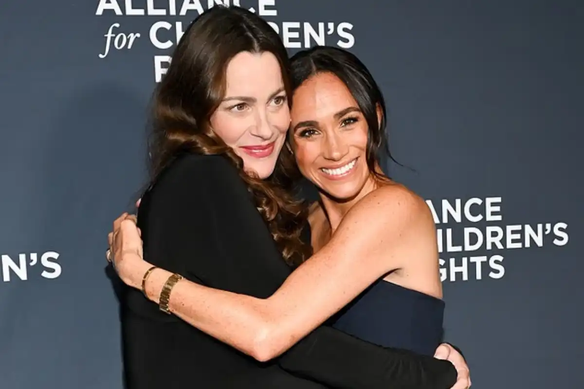 Meghan Markle Wows On Red Carpet In Strapless Gown