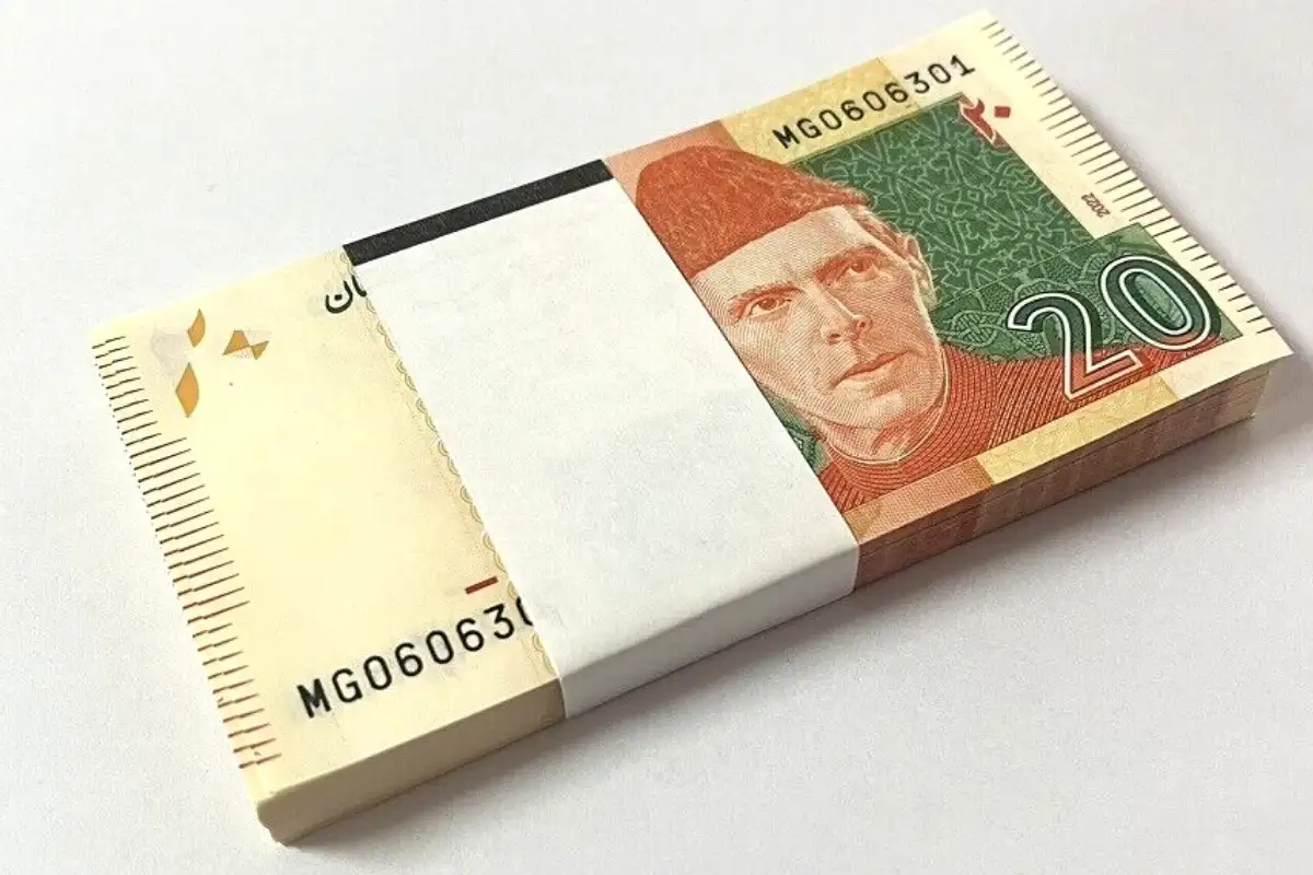 Rs20 fresh currency notes bundle rates in open market before Eidul Fitr 2026