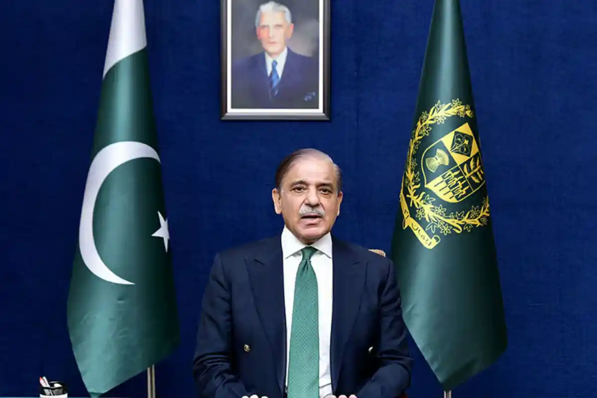 PM Shehbaz Sharif Addresses Nation on Middle East Conflict and Pakistan’s Diplomatic Efforts