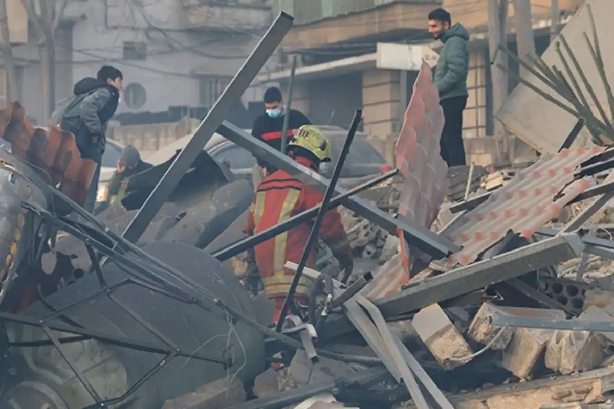 Pakistan Offers Mediation as Iran–US-Israel Conflict Escalates Across Middle East