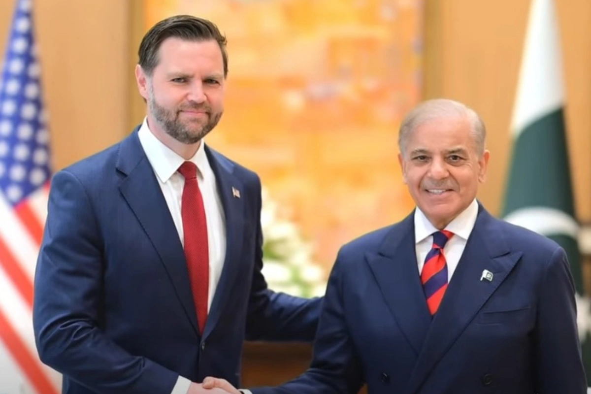 PM Shehbaz Meets US Vice President as Islamabad Peace Talks Begin