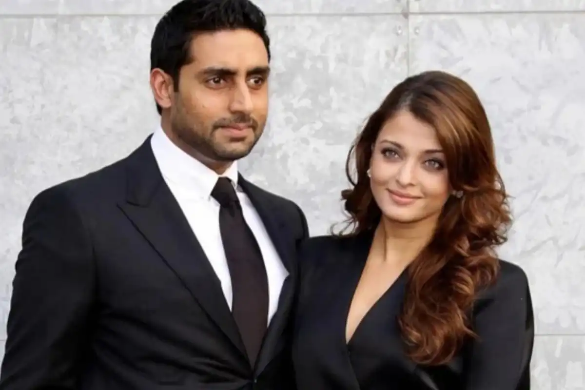 Abhishek Bachchan Feels Awkward Beside Aishwarya Rai on Red Carpet