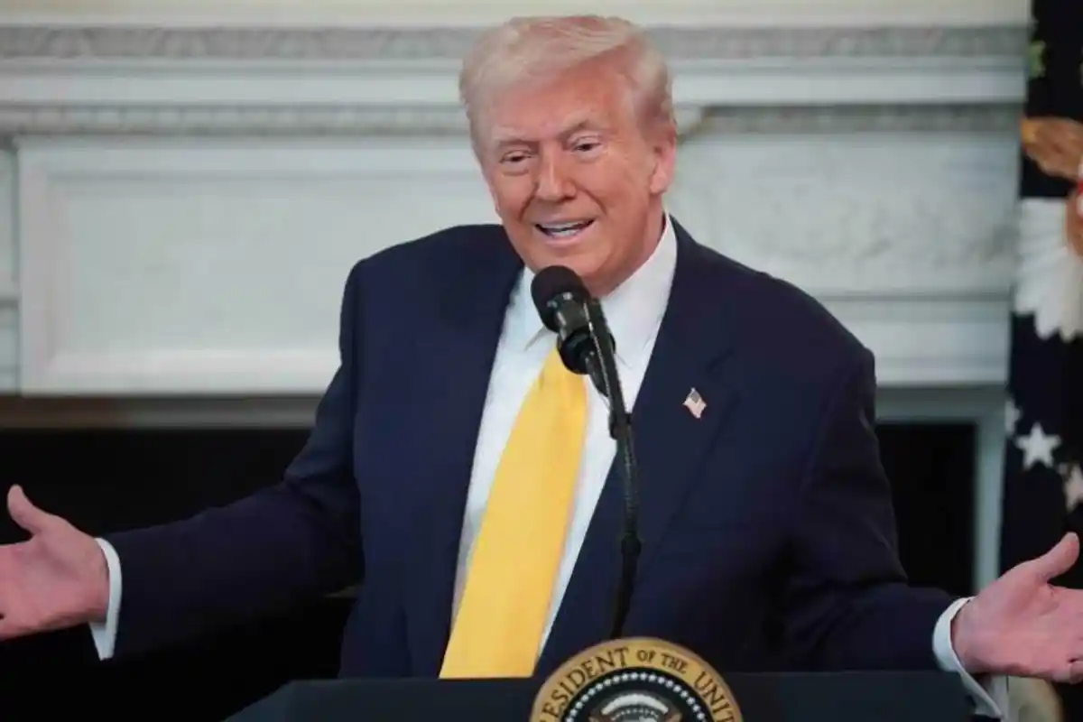 Trump hits out at conservative commentators over Iran war opposition