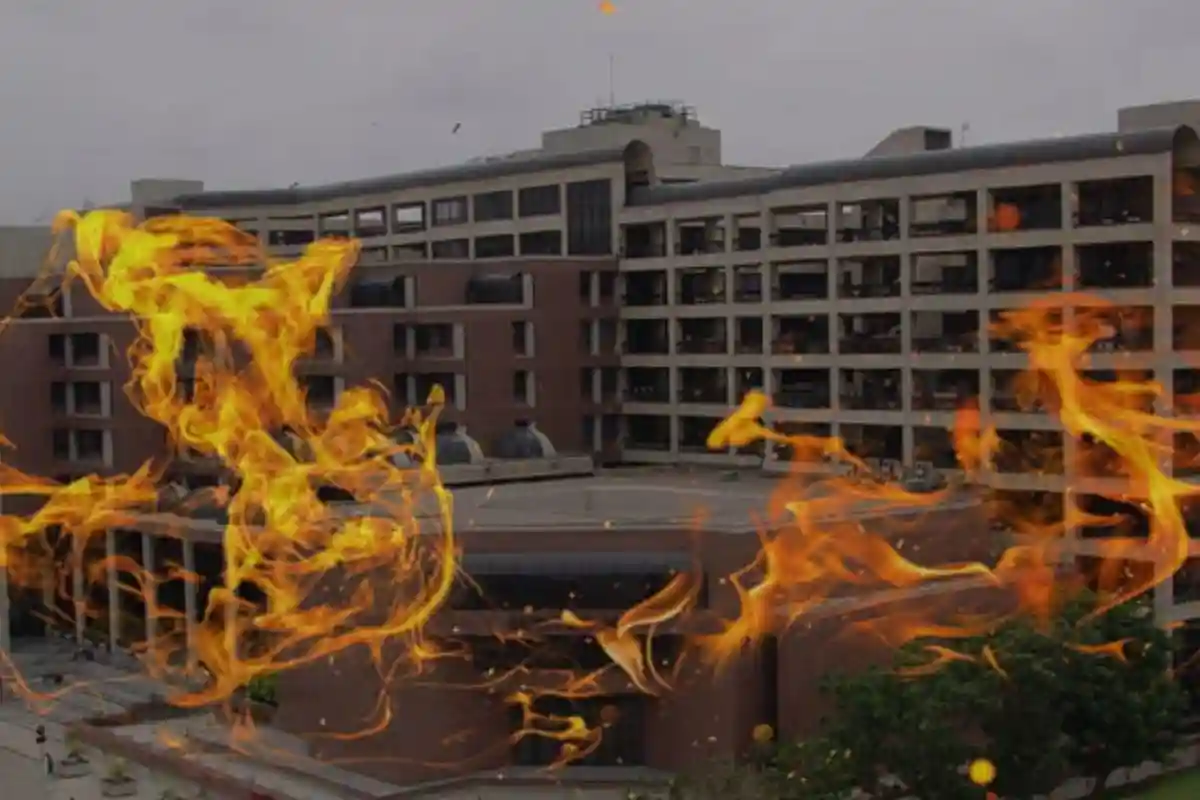 Fire Breaks Out at FTC Building in Karachi